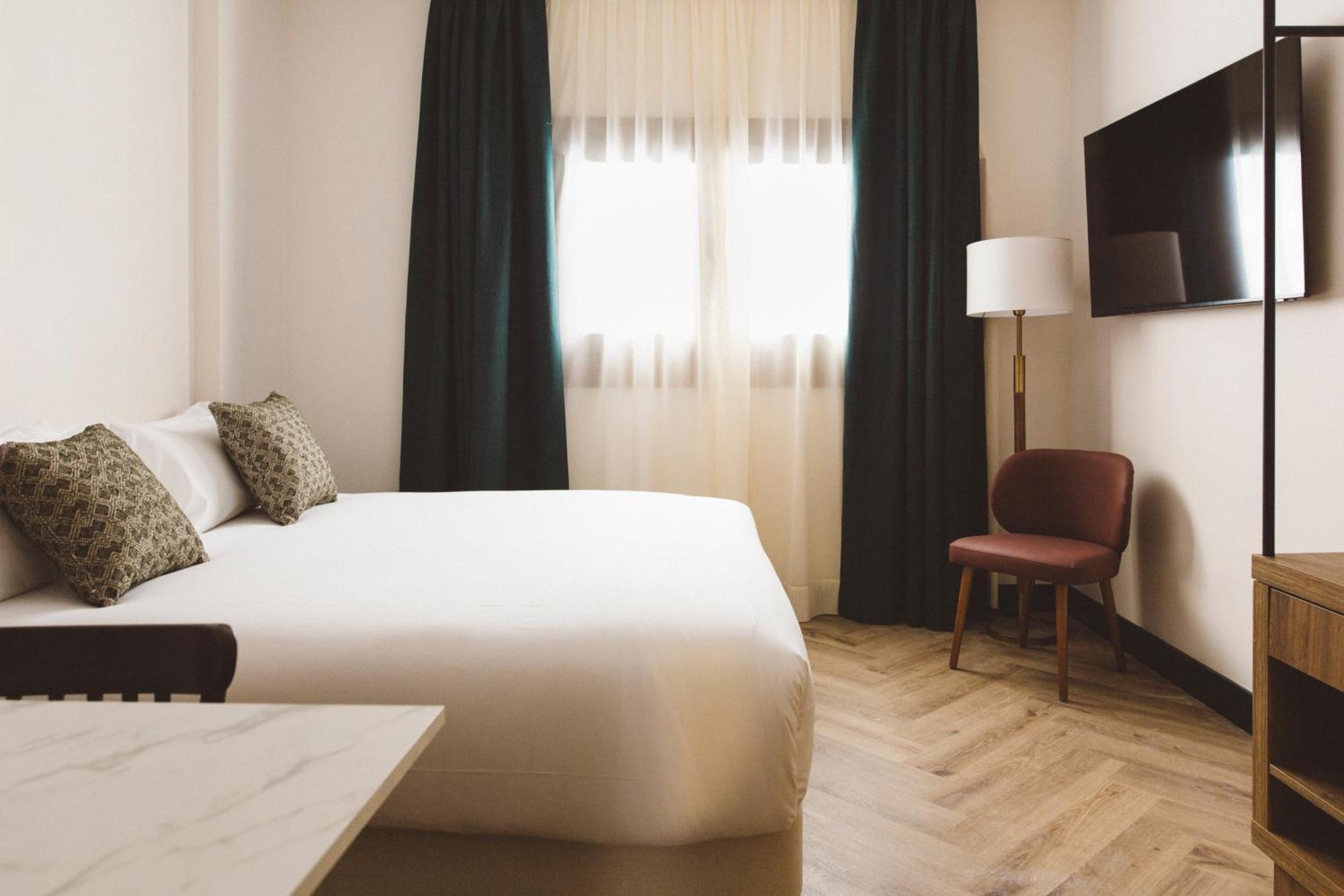 Honest Granada Hotel — Foto 3